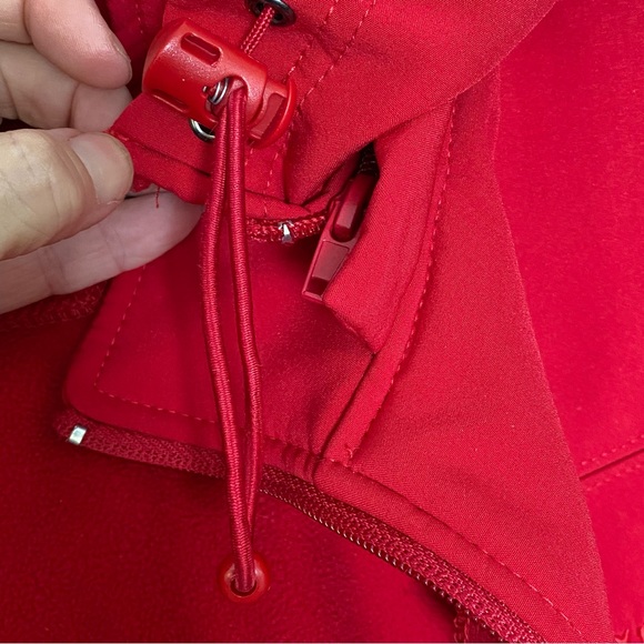 Red fleece lined rain jacket - Picture 9 of 9